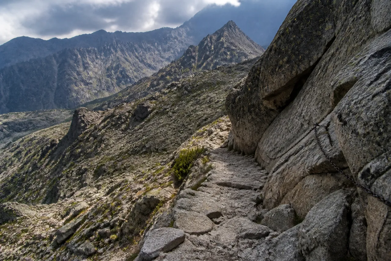 Passage rocheux du GR20 nord, technique et exposé
